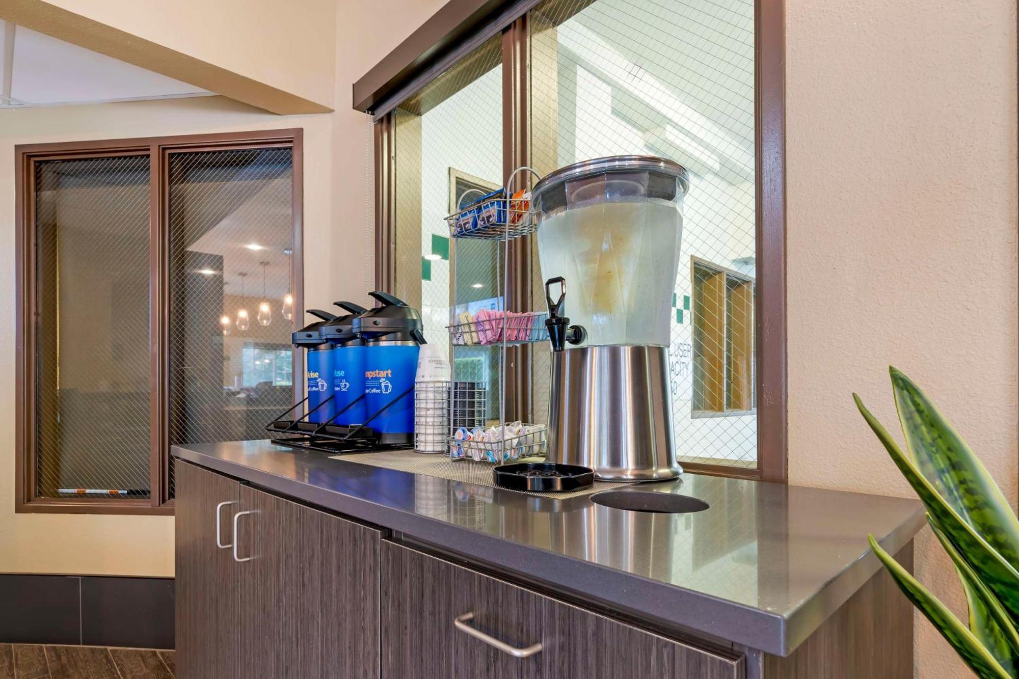 Best Western Columbia River Waterfront Hotel Astoria Extérieur photo