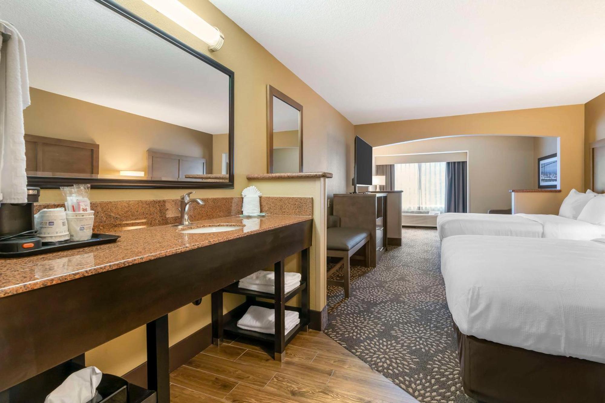 Best Western Columbia River Waterfront Hotel Astoria Extérieur photo